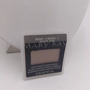 Mary Kay Sheer Mineral Pressed Powder Bronze 2 USA 015140 NOS Unused Luxury
